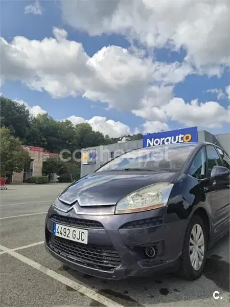 Usado Citroën C4 Picasso 110 CV (80 kW) 2008 Violeta / lila Monovolumen