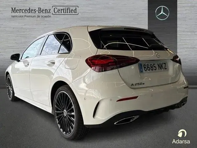 Usado Mercedes A250 218 CV (160 kW) 2026 Blanco polar