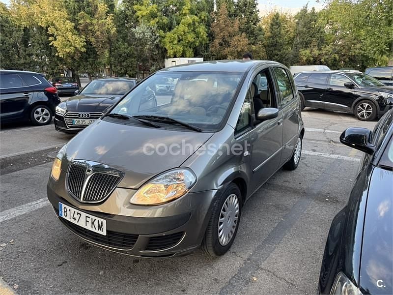 Marrón Usado 2007 Lancia Musa Monovolumen | 3500 € - Imagen 1/4