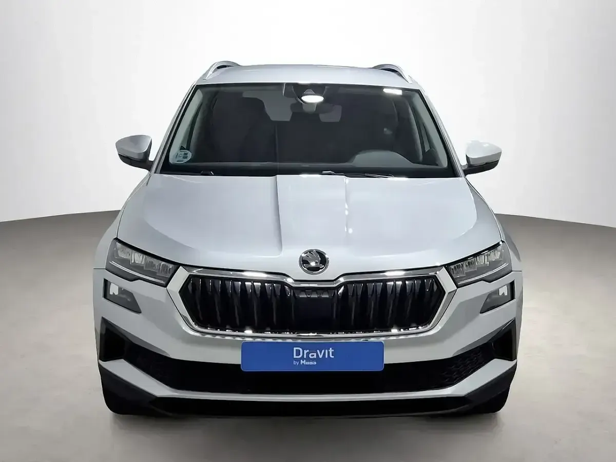 Usado Skoda Karoq Ambition 150 CV (110 kW) 2022 Gris SUV