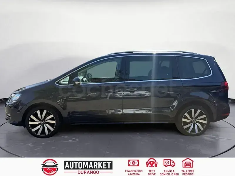 Usado VW Sharan Sportline 184 CV (135 kW) 2017 Azul Monovolumen