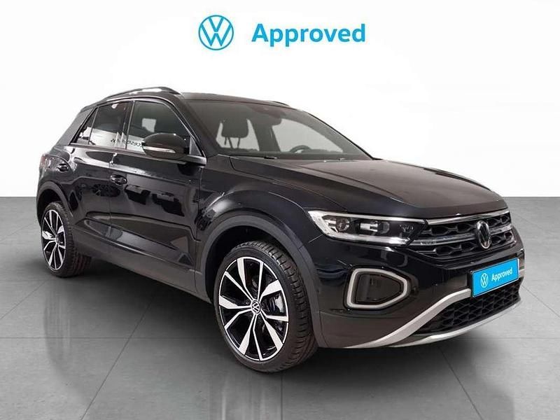 Usado VW T-Roc 116 CV (85 kW) 2025 Negro SUV