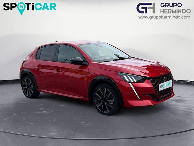 Usado Peugeot e-208 GT 100 kW (136 CV) 2023 Rojo Utilitario