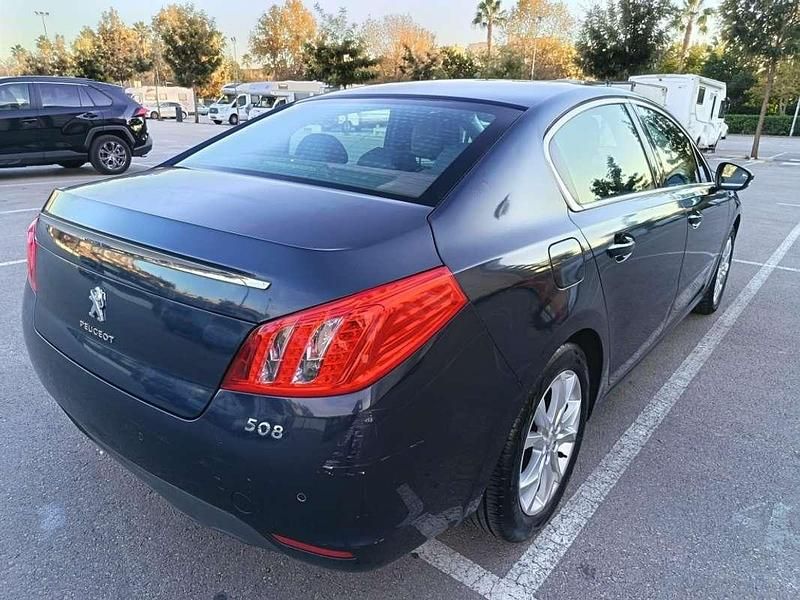 Usado Peugeot 508 Allure 140 CV (102 kW) 2014 Azul Berlina