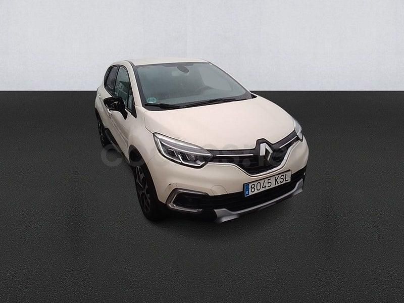 Usado Renault Captur Zen 90 CV (66 kW) 2018 Beige SUV