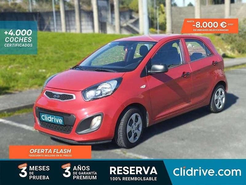 Usado Kia Picanto 61 CV (44 kW) 2011 Rojo Utilitario