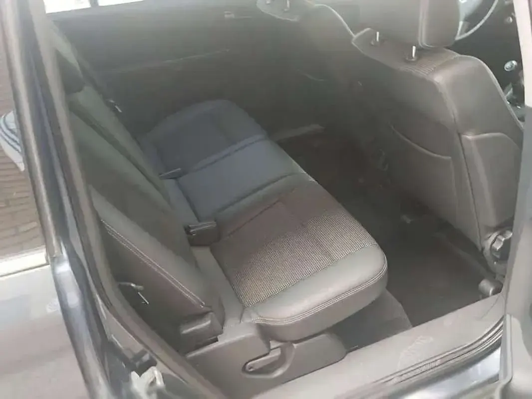 Usado Opel Zafira Cosmo 120 CV (88 kW) 2006 Azul Monovolumen