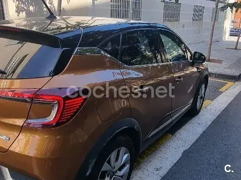 Usado Renault Captur Techno 145 CV (106 kW) 2021 Naranja SUV