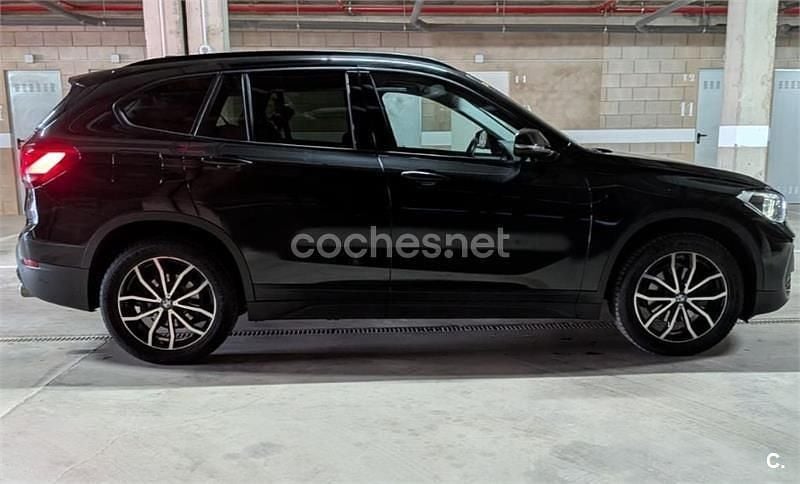Usado BMW X1 Sport Line 150 CV (110 kW) 2020 Negro SUV