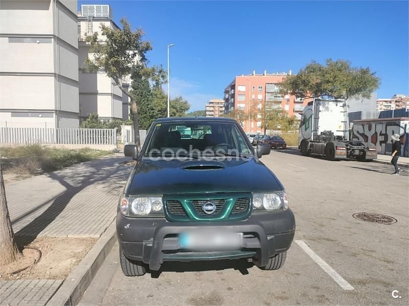 Usado Nissan Terrano 125 HP (91 kW) 2002 Verde SUV