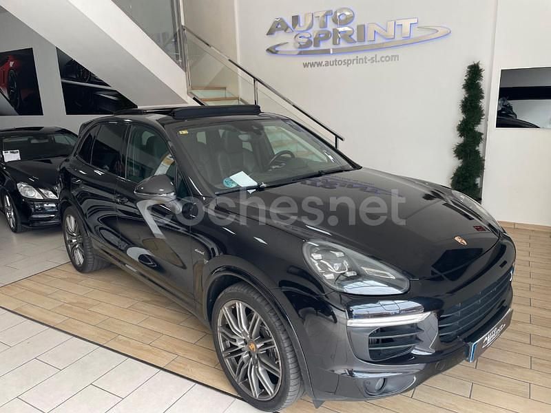 Negro Usado 2018 Porsche Cayenne Platinum Edition SUV | 44.900 € (Un poco caro) - Imagen 1/4