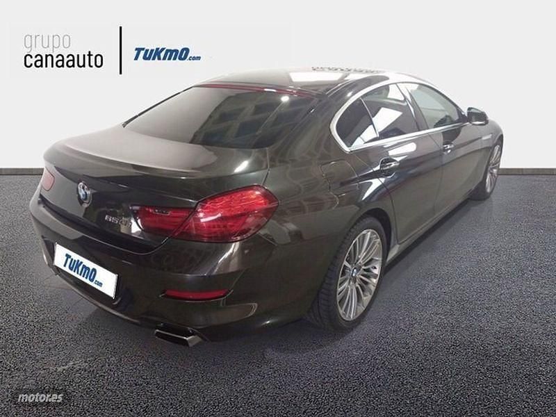 Usado BMW 330 Comfort Edition 450 CV (330 kW) 2015 Marrón Coupe