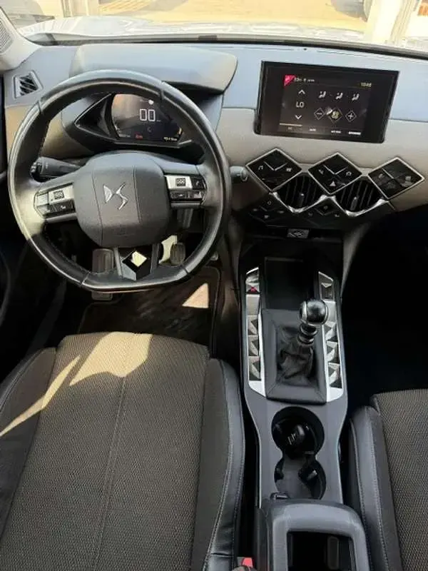 Usado DS Automobiles DS3 Crossback Be Chic 102 CV (75 kW) 2020 Blanco SUV