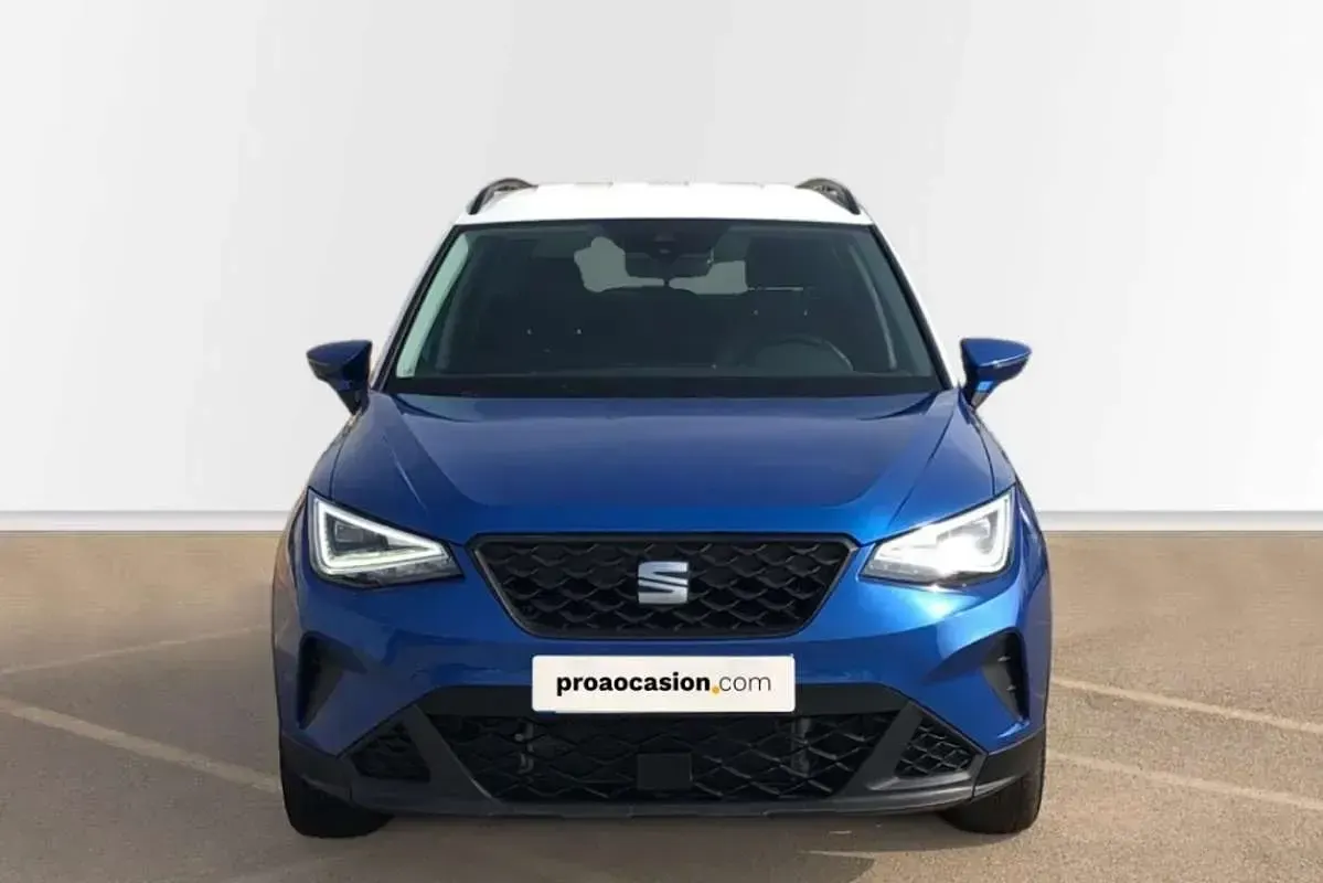 Usado Seat Arona Style 110 CV (80 kW) 2022 Azul SUV