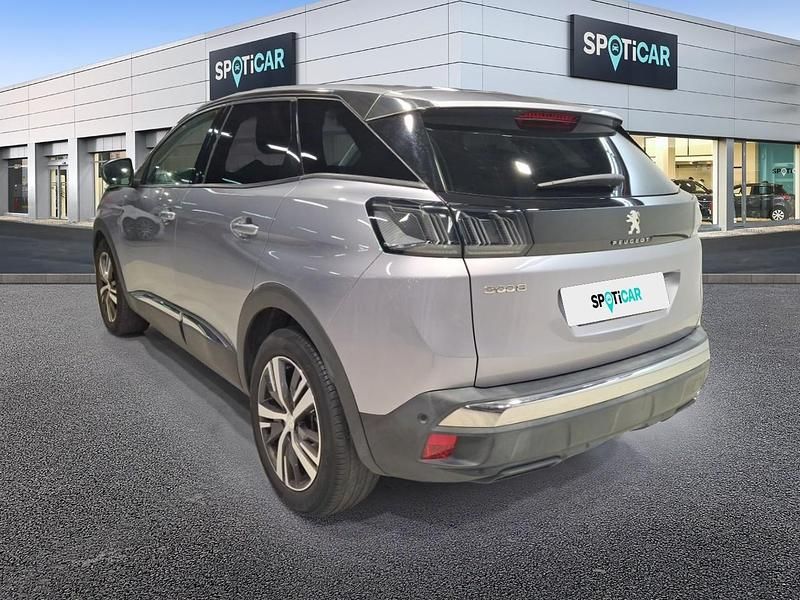 Usado Peugeot 3008 Allure 131 CV (96 kW) 2021 Gris SUV