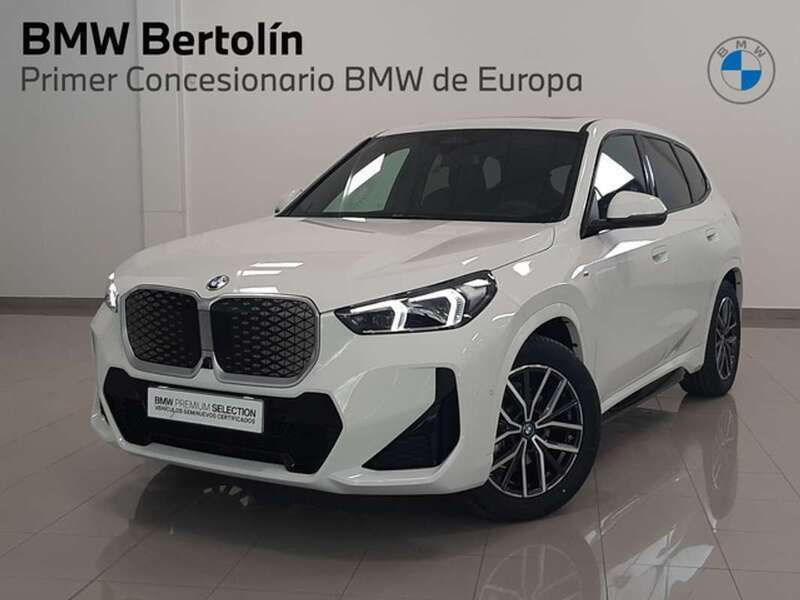 Blanco Usado 2025 BMW iX1 Comfort Edition SUV | 47.400 € (Un poco caro) - Imagen 1/4
