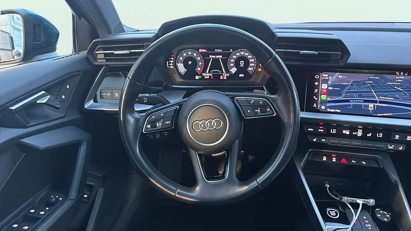 Usado Audi A3 Premium 110 CV (80 kW) 2023 Azul Berlina