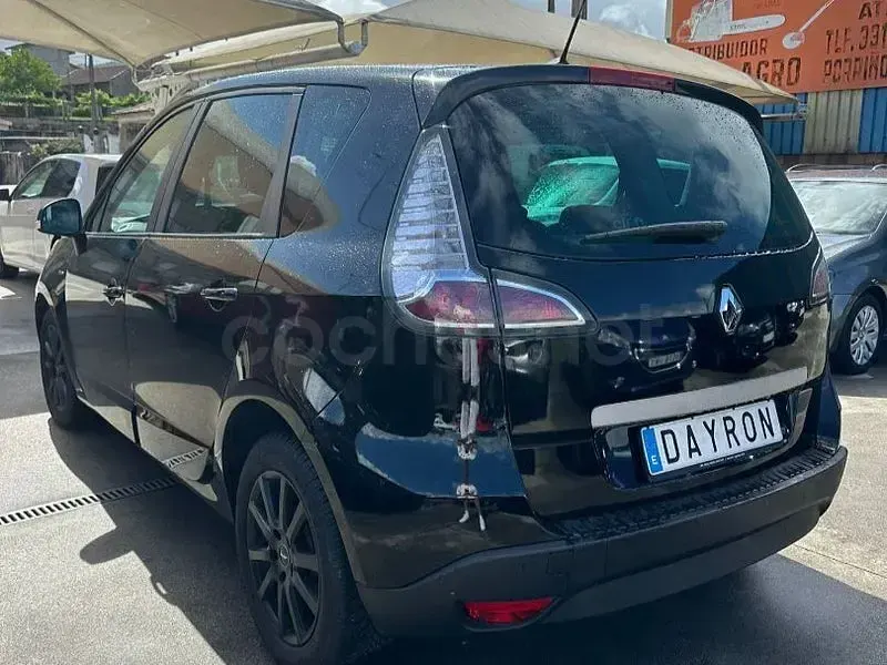Usado Renault Scénic Bose Edition 110 CV (80 kW) 2015 Negro Monovolumen