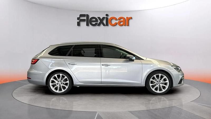 Usado Seat Leon ST FR 150 CV (110 kW) 2019 Gris Familiar