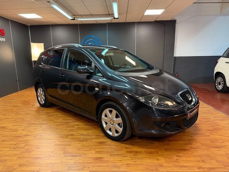 Usado Seat Altea 140 CV (102 kW) 2007 Negro Monovolumen