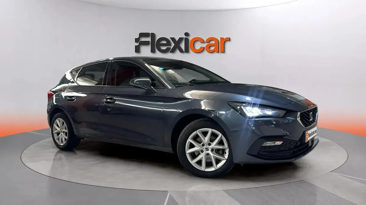 Usado Seat Leon Style 131 CV (96 kW) 2023 Utilitario