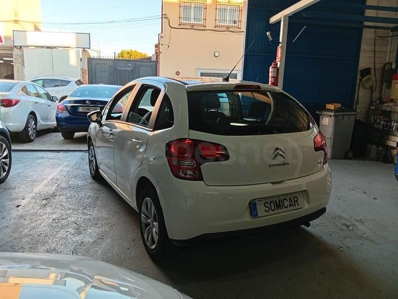 Usado Citroën C3 Attraction 73 CV (53 kW) 2011 Blanco Utilitario