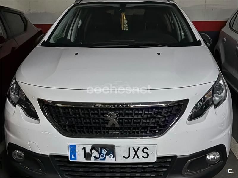 Usado Peugeot 2008 Style 110 CV (80 kW) 2017 Blanco SUV