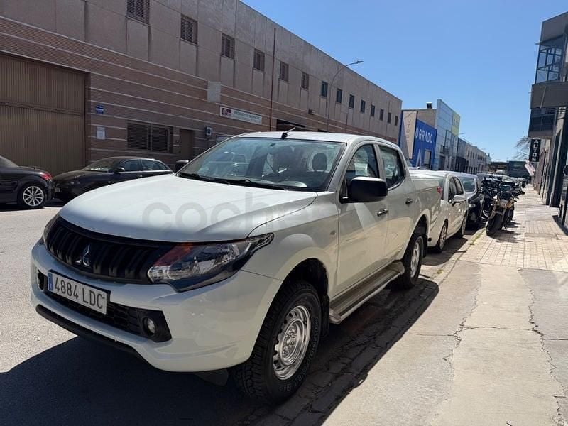 Usado Mitsubishi L200 154 CV (113 kW) 2020 Blanco Recogida