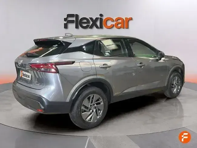 Usado Nissan Qashqai Acenta 158 CV (116 kW) 2024 Gris SUV