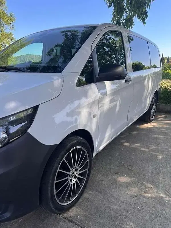 Usado Mercedes Vito 136 CV (100 kW) 2021 Blanco Van
