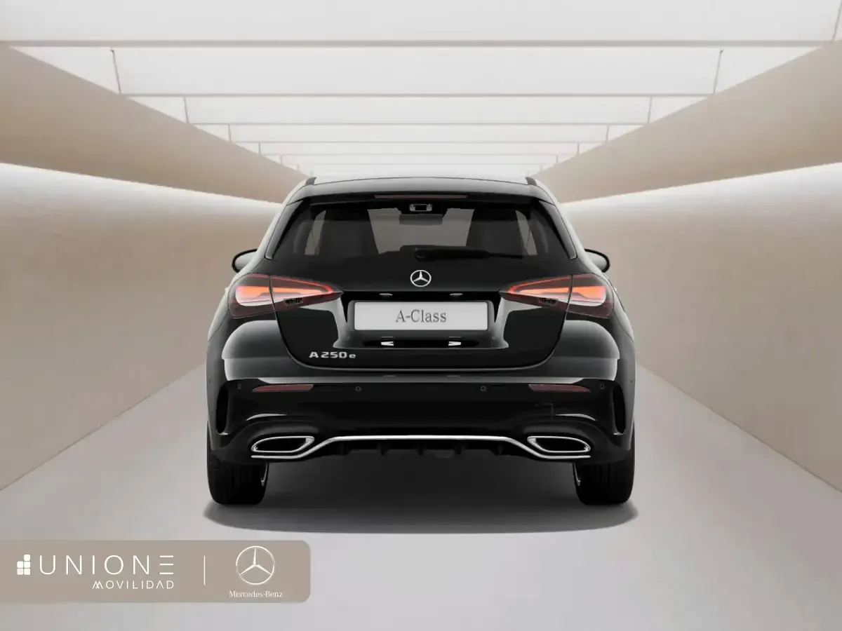 Nuevo Mercedes A250 218 CV (160 kW) 2026 Negro Berlina