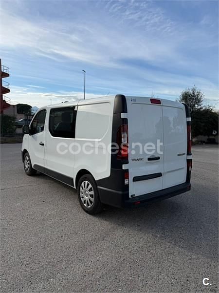 Usado Renault Trafic 120 CV (88 kW) 2019 Blanco Monovolumen