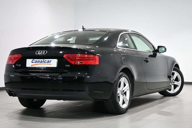 Usado Audi A5 Advanced 177 CV (130 kW) 2014 Negro Coupe