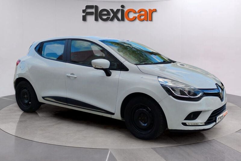 Blanco Usado 2017 Renault Clio IV Zen Berlina | 7990 € (Super precio) - Imagen 1/4