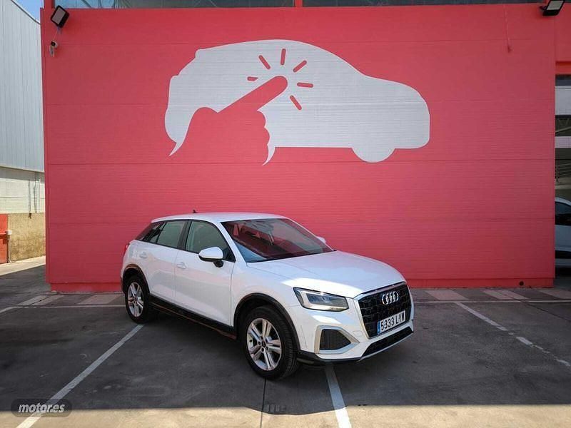 Blanco Usado 2022 Audi Q2 Advanced Plus SUV | 26.450 € (Un poco caro) - Imagen 1/4