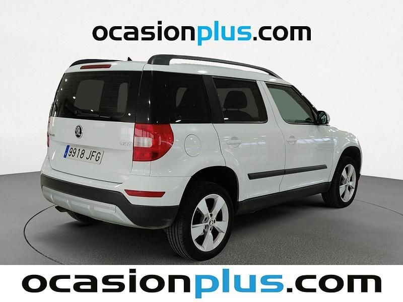 Usado Skoda Yeti Ambition 105 CV (77 kW) 2015 Blanco SUV