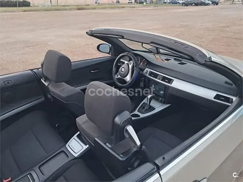 Usado BMW 320 Cabriolet Sport Line 170 CV (125 kW) 2008 Gris / plata Descapotable