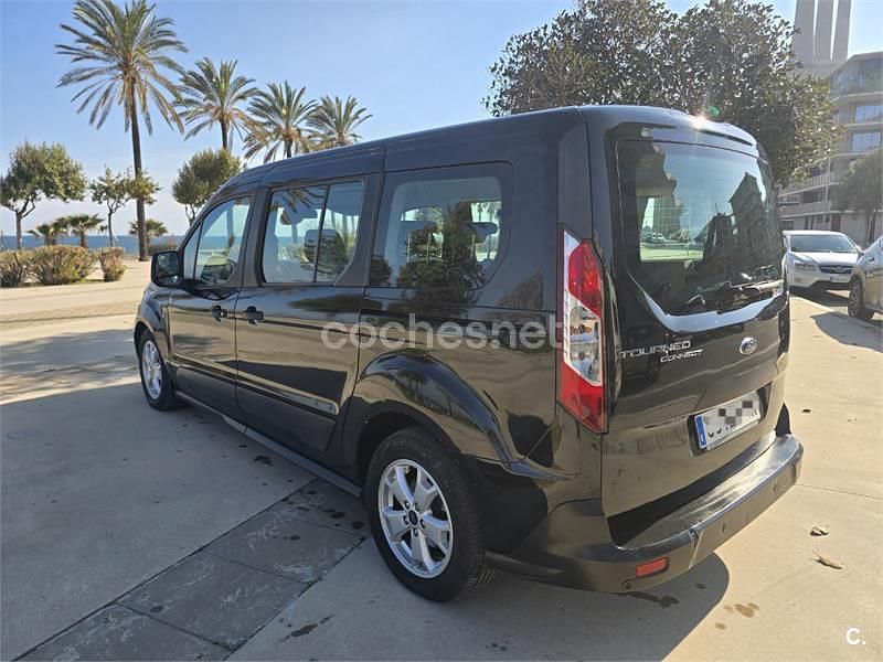 Usado Ford Tourneo Connect Titanium 120 CV (88 kW) 2017 Negro Monovolumen