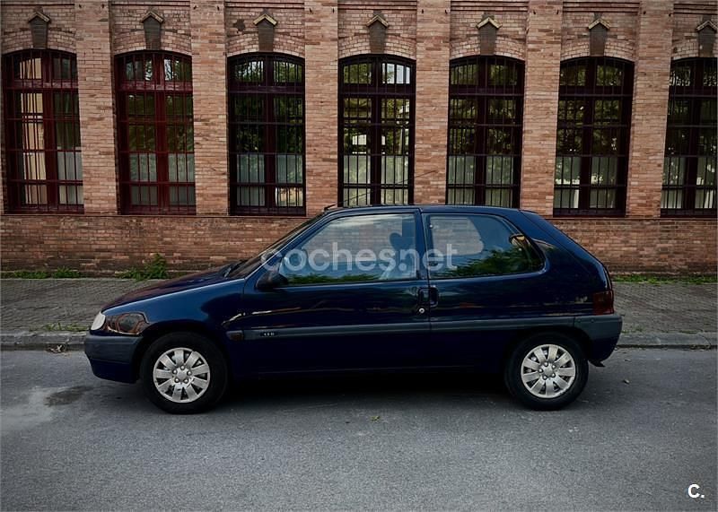 Usado Citroën Saxo 58 CV (42 kW) 1997 Azul Utilitario