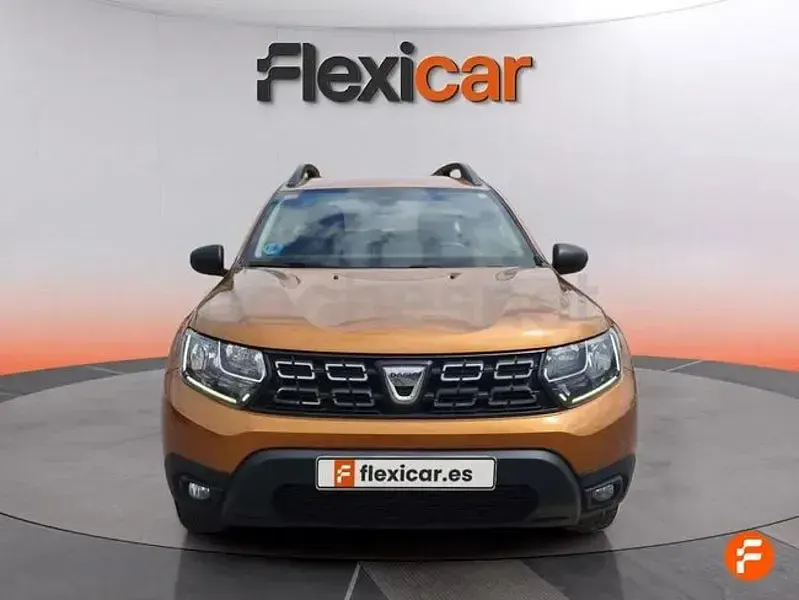 Usado Dacia Duster Essentiel 115 CV (84 kW) 2019 Naranja SUV