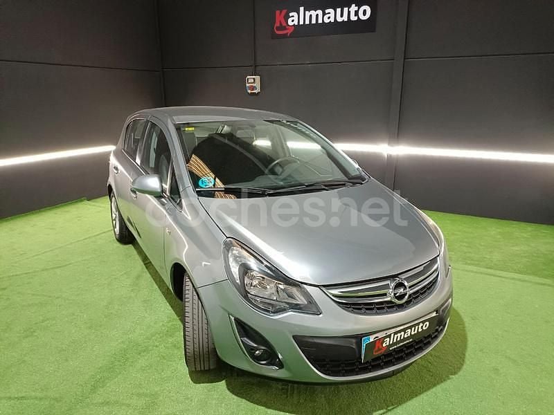 Gris / plata Usado 2014 Opel Corsa Selective Berlina | 5900 € (Precio justo) - Imagen 1/4