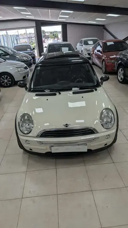 Usado Mini Cooper 116 CV (85 kW) 2006 Beige Utilitario