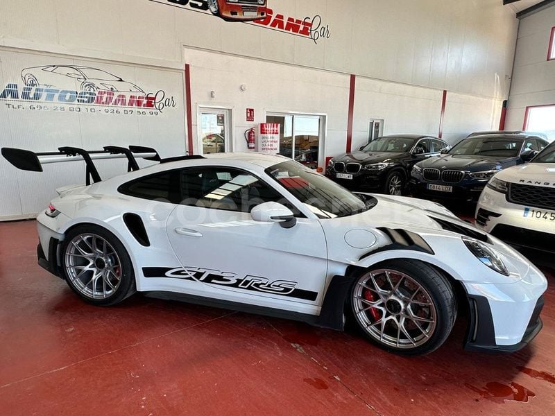 Nuevo Porsche 911 GT3 RS 525 CV (386 kW) 2025 Blanco Coupe