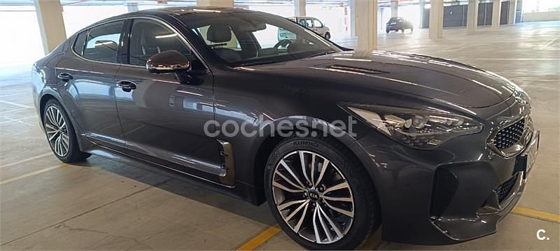 Gris / plata Usado 2020 Kia Stinger GT-Line Berlina | 29.500 € - Imagen 1/4
