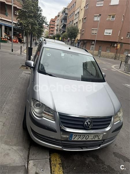 Usado VW Touran Edition 105 CV (77 kW) 2007 Gris / plata Monovolumen