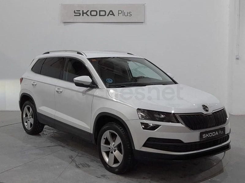 Usado Skoda Karoq Ambition 115 CV (84 kW) 2021 Blanco SUV