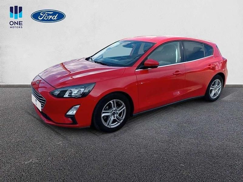 Usado Ford Focus Trend+ 125 CV (91 kW) 2021 Rojo Utilitario