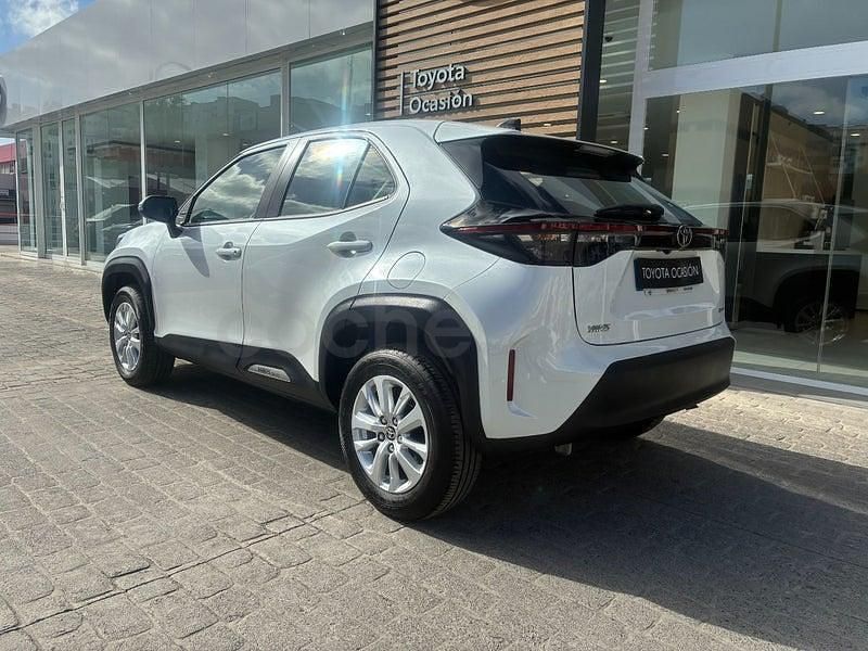 Usado Toyota Yaris Cross Active 116 CV (85 kW) 2023 Blanco SUV
