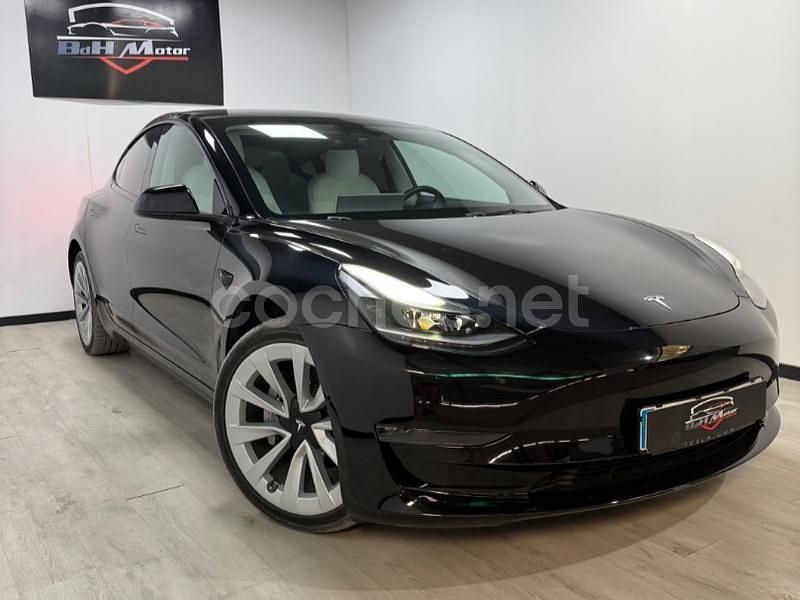 Eléctrico Usado 2022 Tesla Model 3 Berlina | 29.990 € (Buen precio) - Imagen 1/4