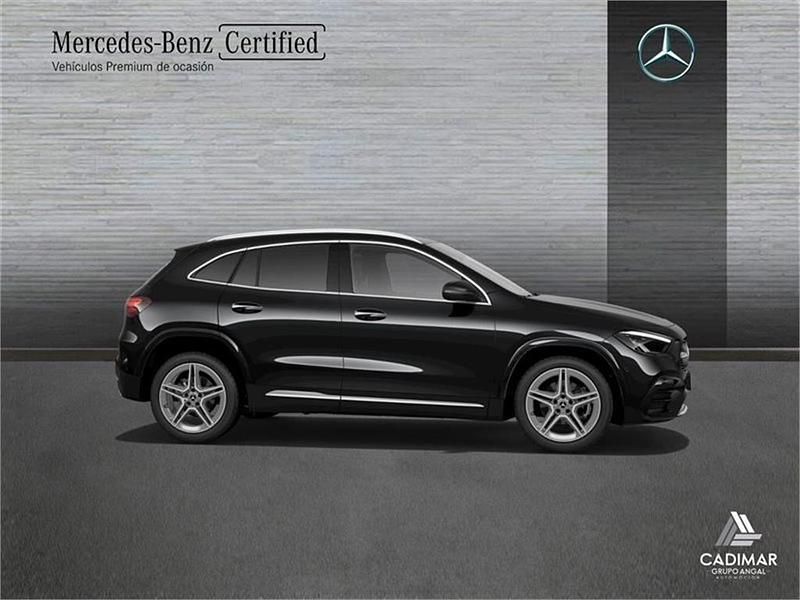 Usado Mercedes GLA200 AMG line 150 CV (110 kW) 2025 Gris montaña SUV